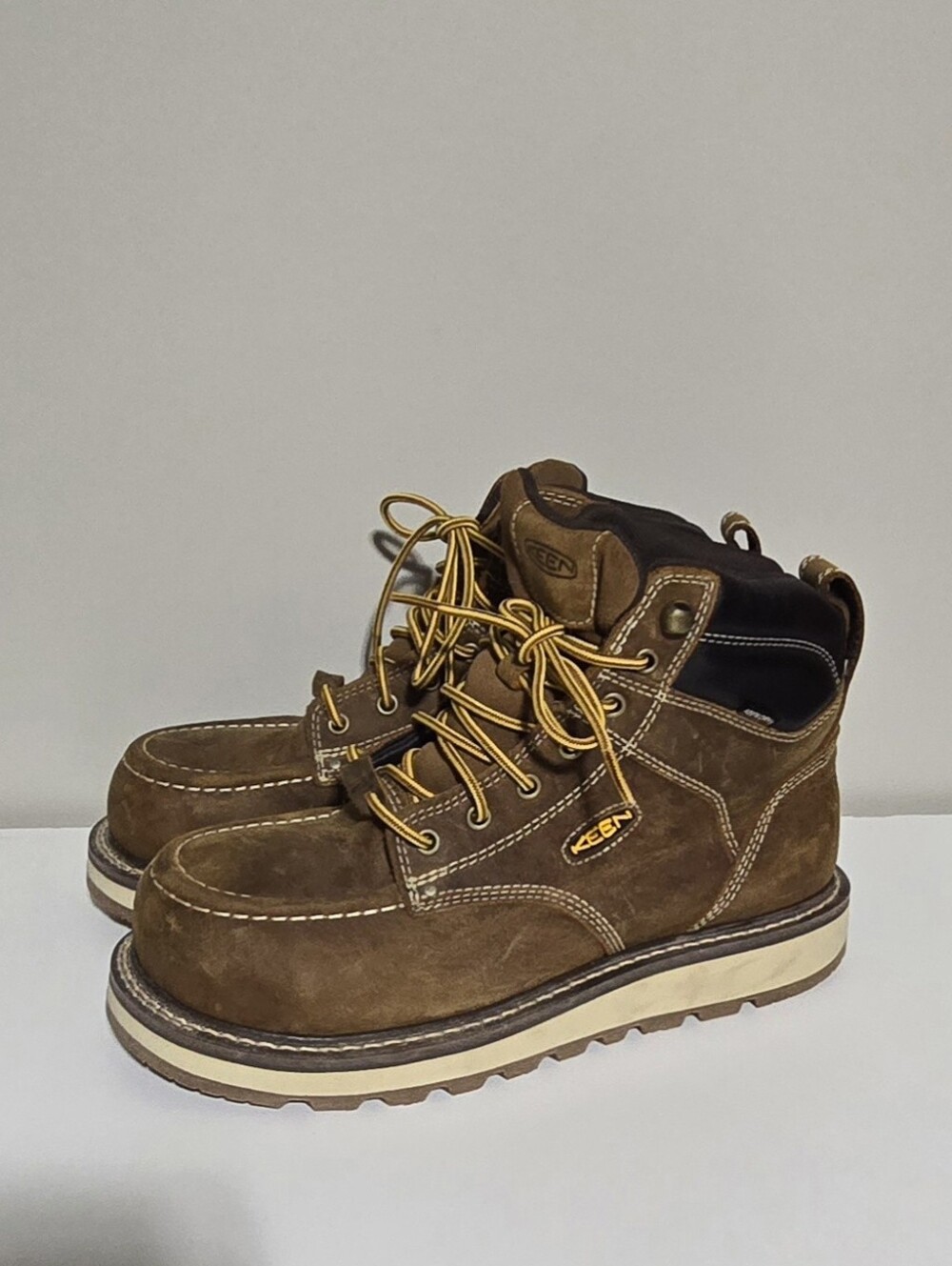 Keen Utility Steel Toe Brown Boots (No CSA Tag) Size 9D. Excellent Condition